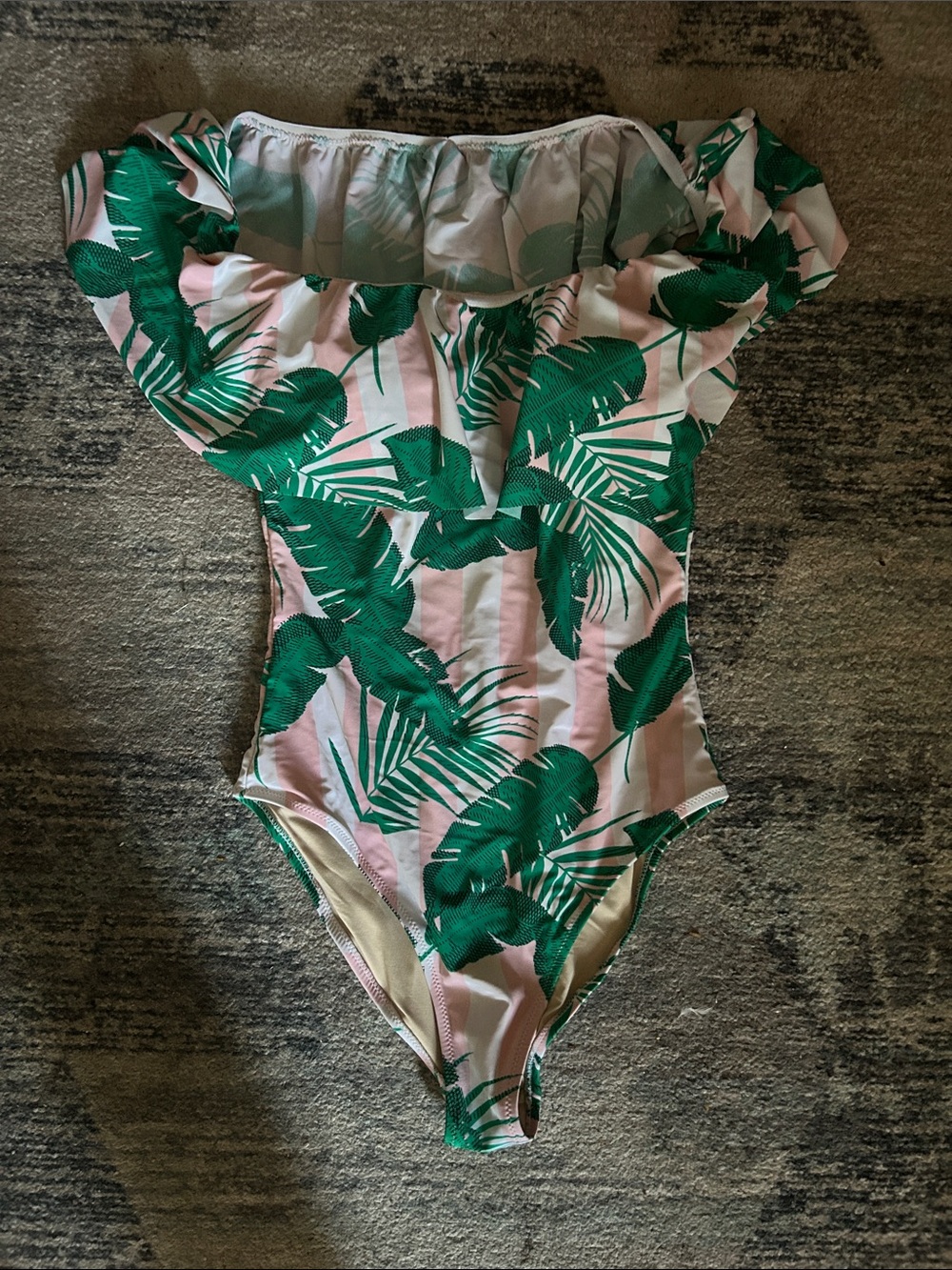 Tropical Off-Shoulder One-Piece Swimsuit - Green Palm on Pink